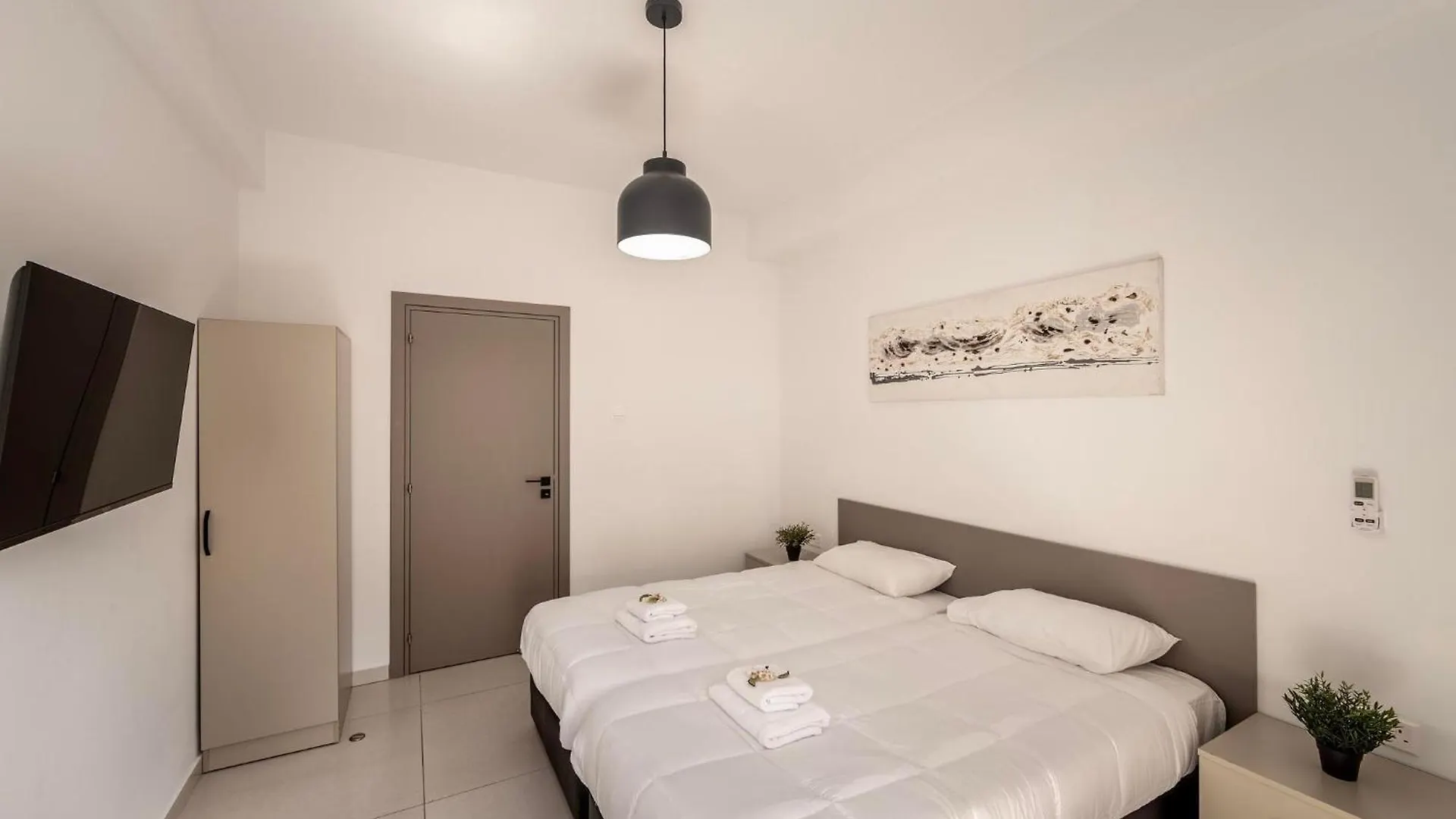 איה נאפה Sevis Suites 0*, איה נאפה קפריסין