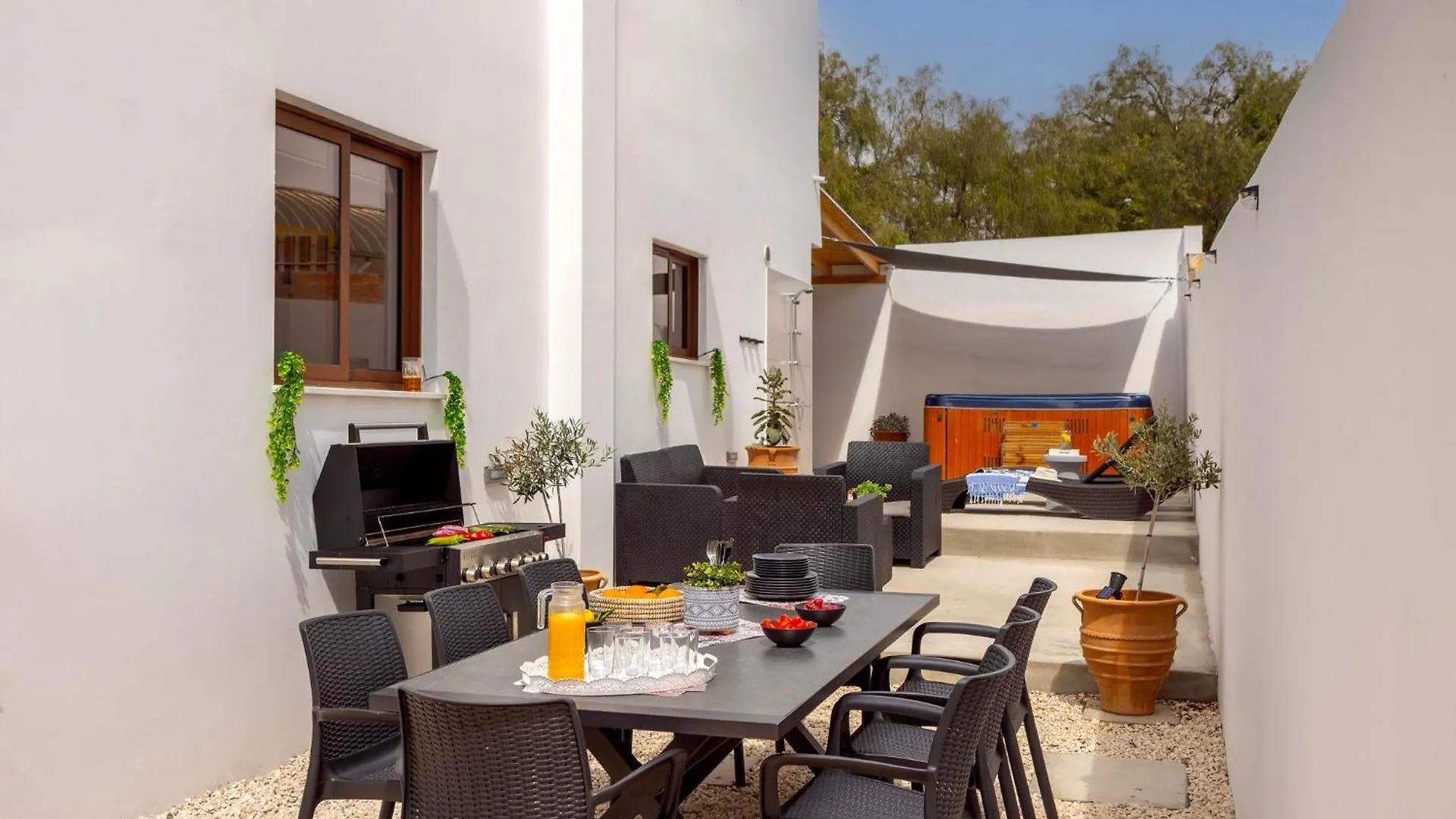 Sevis Suites Ayia Napa Apartment